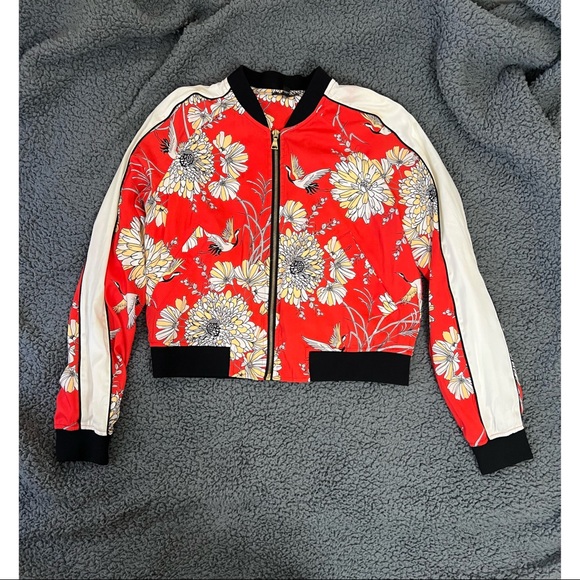 EXPRESS Reddish Orange/Multi Floral Bird Print Soft Bomber Jacket Women's Medium - Picture 7 of 11